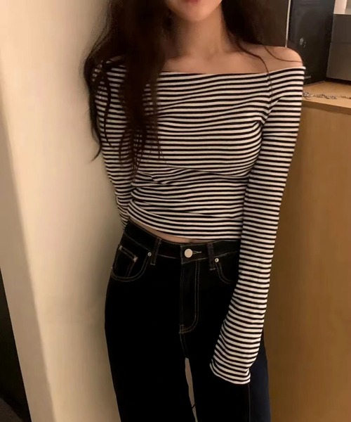 ammy.(エイミードット)の「【 ammy. / エイミードット 】 ボーダー オフショルダー カットソー(Tシャツ/カットソー・レディース・A・FREE)」の2枚目の写真