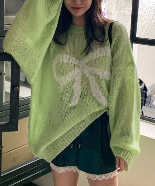 NANEA(ナネア)の「ドロップショルダーローゲージリボンニットプルオーバー(ニット/セーター・レディース・ピンク/グリーン/ホワイト/ブラック・フリー)」の3枚目の写真