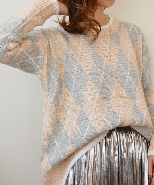 【美品】sulvam 22AW アーガイル オーバーサイズニット ベージュ 美品】sulvam 22AW アーガイル オーバーサイズニット ベージュ Vネック