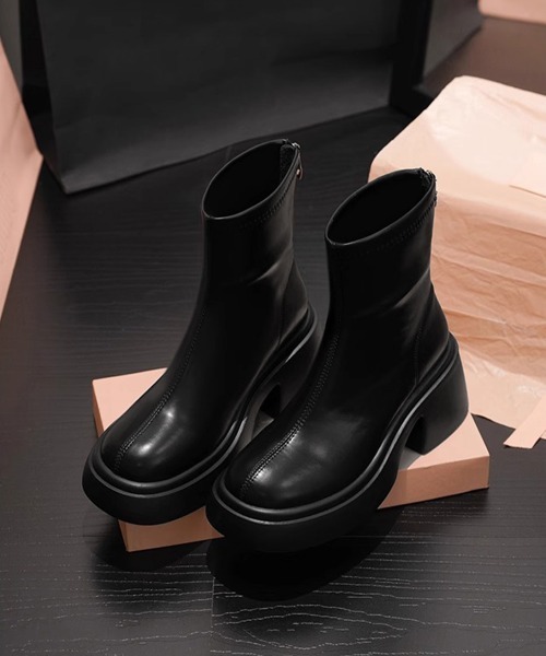 Miniministore(ミニミニストア)の「PUレザーショートブーツ バックジッパー(ブーツ・レディース・ブラック・24.5cm/24.0cm/23.5cm/23.0cm/22.5cm)」の12枚目の写真
