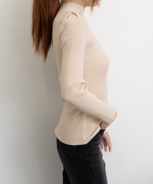 Miniministore(ミニミニストア)の「ニットトップス プチハイネックレディース(ニット/セーター・レディース・ブラック/ベージュ/ホワイト/アイボリー・FREE)」の5枚目の写真