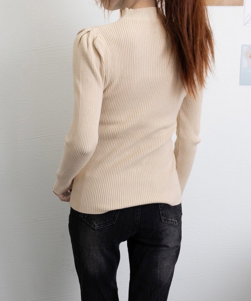 Miniministore(ミニミニストア)の「ニットトップス プチハイネックレディース(ニット/セーター・レディース・ブラック/ベージュ/ホワイト/アイボリー・FREE)」の6枚目の写真