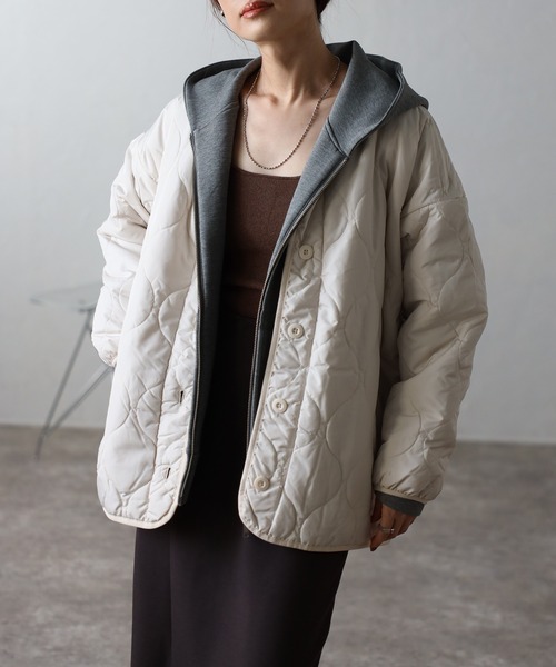 Fizz(フィズ)の「ウェーブキルトノーカラージャケット(ノーカラージャケット・レディース・ベージュ/アイボリー/ブラック/カーキ・M)」の8枚目の写真