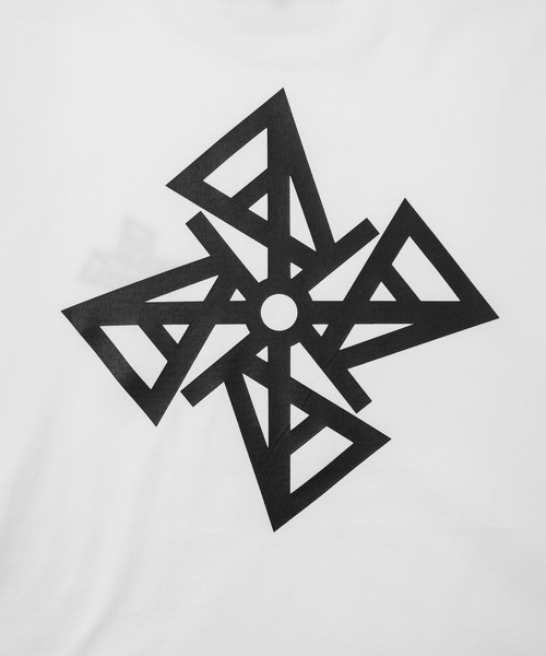 ANREALAGE(アンリアレイジ)の「WIND AZ LOGO T-SHIRTS(Tシャツ/カットソー・メンズ・ホワイト/ブラック・48/46/38)」の7枚目の写真