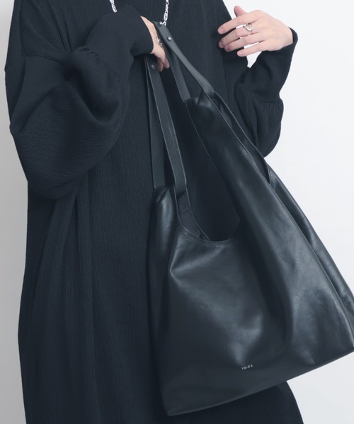 YArKA（ヤーカ）の「【YArKA/ヤーカ】 real leather 2way design marche  bag [wam5] / リアルレザー２ウェイデザインマルシェバッグ（トートバッグ・レディース・ブラック・FREE）」の2枚目の写真