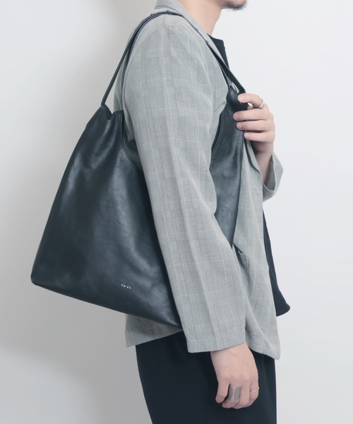 YArKA（ヤーカ）の「【YArKA/ヤーカ】 real leather 2way design marche  bag [wam5] / リアルレザー２ウェイデザインマルシェバッグ（トートバッグ・レディース・ブラック・FREE）」の15枚目の写真