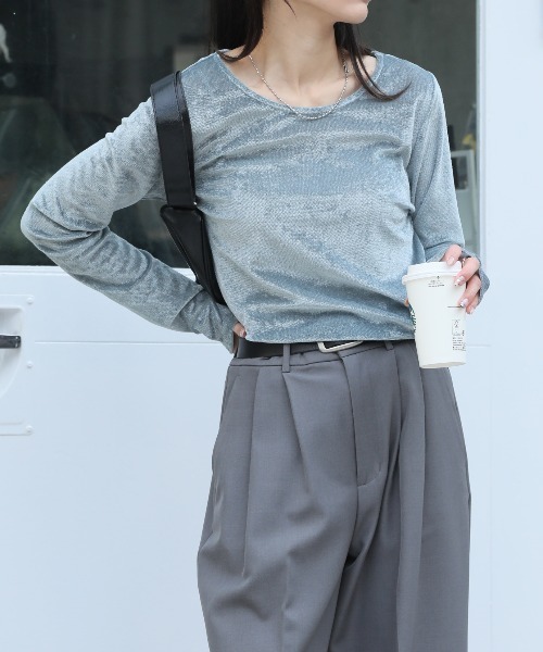 NOGLE（ノグル）の「【NOGLE/ノグル】シアーベロアプルオーバー（Tシャツ/カットソー・レディース・グレー/ブルー/アイボリー/ブラック/ブラウン/オリーブ・FREE）」の6枚目の写真