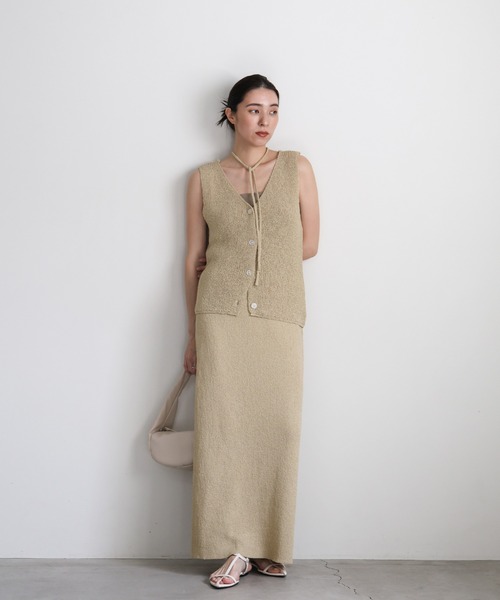 select MOCA(セレクトモカ)の「ループタイVネックニットベスト(ベスト・レディース・ベージュ/ネイビー/ブラック・FREE)」の14枚目の写真