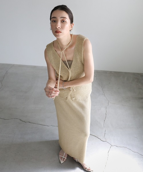 select MOCA(セレクトモカ)の「ループタイVネックニットベスト(ベスト・レディース・ベージュ/ネイビー/ブラック・FREE)」の18枚目の写真