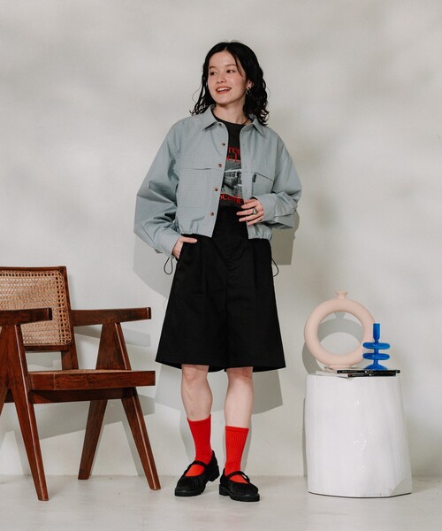 FREAK'S STORE(フリークスストア)の「RED KAP × FREAK'S STORE/レッドキャップ 別注 紐付きタックハーフパンツ(その他パンツ・レディース・ブラック/ベージュ/サックスブルー/チャコール・SMALL/MEDIUM)」の6枚目の写真