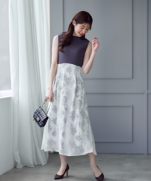 12Twelve Agenda(トゥエルブ アジェンダ)の「花柄ドッキングニットワンピース×カーディガンセット(ワンピース・レディース・ブラック/オフホワイト・M)」の11枚目の写真