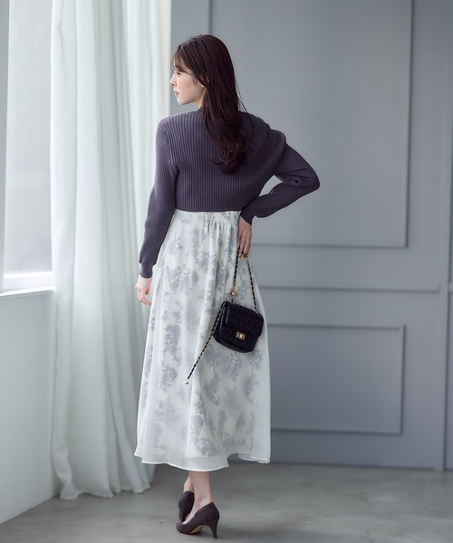 12Twelve Agenda(トゥエルブ アジェンダ)の「花柄ドッキングニットワンピース×カーディガンセット(ワンピース・レディース・ブラック/オフホワイト・M)」の10枚目の写真