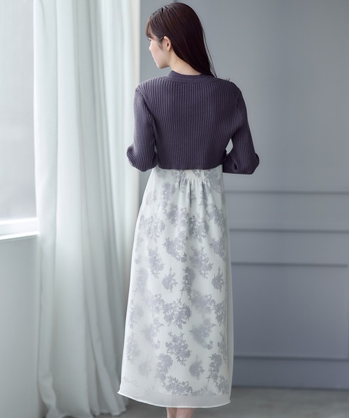 12Twelve Agenda(トゥエルブ アジェンダ)の「花柄ドッキングニットワンピース×カーディガンセット(ワンピース・レディース・ブラック/オフホワイト・M)」の7枚目の写真