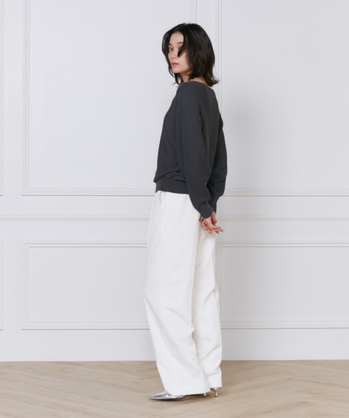 INED（イネド）の「ホールガーメント ドルマンスリーブニット《Cuoo》（ニット/セーター・レディース・ピンク/ブルー/チャコールグレー/オフホワイト・9号/7号）」の6枚目の写真