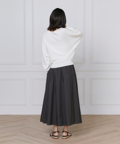 INED（イネド）の「ホールガーメント ドルマンスリーブニット《Cuoo》（ニット/セーター・レディース・ピンク/ブルー/チャコールグレー/オフホワイト・9号/7号）」の15枚目の写真