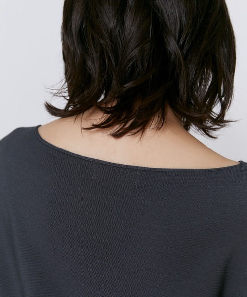 INED（イネド）の「ホールガーメント ドルマンスリーブニット《Cuoo》（ニット/セーター・レディース・ピンク/ブルー/チャコールグレー/オフホワイト・9号/7号）」の21枚目の写真