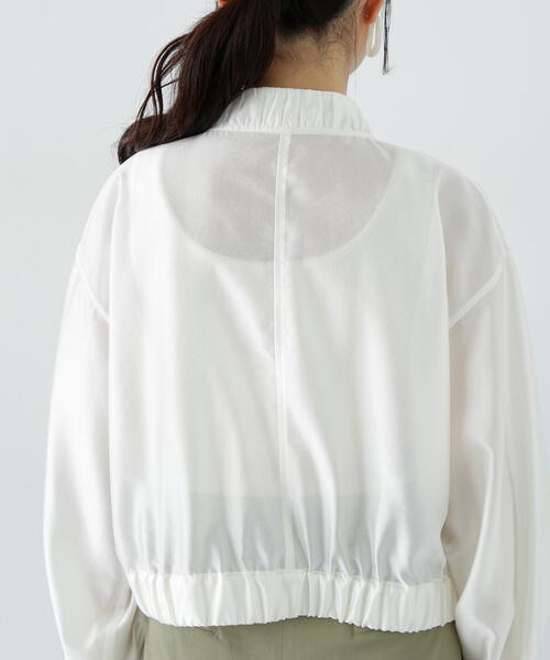 N.（N. Natural Beauty Basic）（エヌエヌナチュラルビューティーベーシック）の「シアーブルゾン（ブルゾン・レディース・オフホワイト/ブラック/グレイッシュベージュ・MEDIUM）」の12枚目の写真