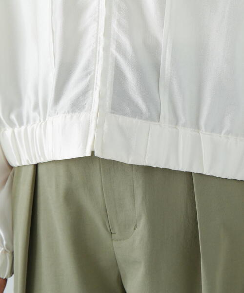 N.（N. Natural Beauty Basic）（エヌエヌナチュラルビューティーベーシック）の「シアーブルゾン（ブルゾン・レディース・オフホワイト/ブラック/グレイッシュベージュ・MEDIUM）」の9枚目の写真