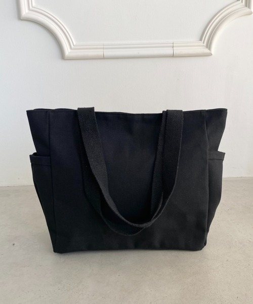 wears(ウェアーズ)の「多収納 A4収納可能 ポケット付きトートバッグ 綿トートバッグ(トートバッグ・レディース・ブラック/アイボリー・FREE)」の5枚目の写真