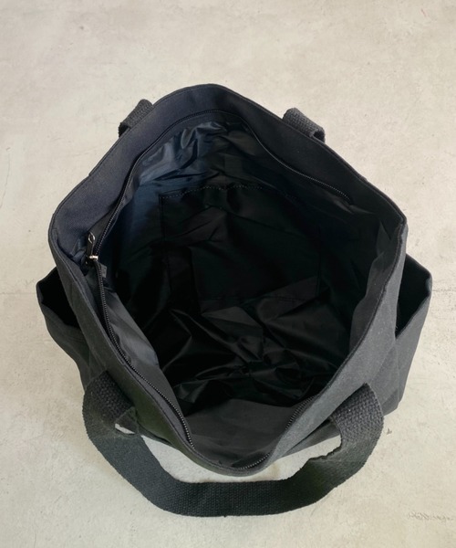 wears(ウェアーズ)の「多収納 A4収納可能 ポケット付きトートバッグ 綿トートバッグ(トートバッグ・レディース・ブラック/アイボリー・FREE)」の9枚目の写真