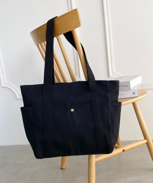 wears(ウェアーズ)の「多収納 A4収納可能 ポケット付きトートバッグ 綿トートバッグ(トートバッグ・レディース・ブラック/アイボリー・FREE)」の18枚目の写真
