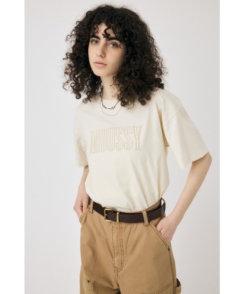 MOUSSY(マウジー)の「【ZOZO・一部店舗限定】MOUSSY EMBROIDERY Tシャツ(Tシャツ/カットソー・レディース・ブラック/ブルー/ホワイト/ピンク・FREE)」の5枚目の写真