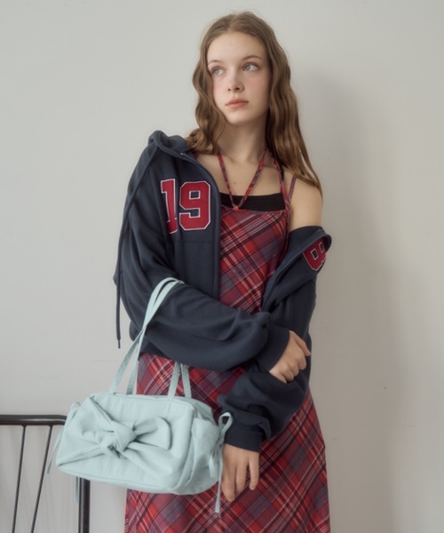 Birthday room（バースデイルーム）の「リボンナイロンショルダーBAG/ribbon nnylon shoulder bag（ショルダーバッグ・レディース・ブラック/アイボリー/ライトブルー・FREE）」の12枚目の写真