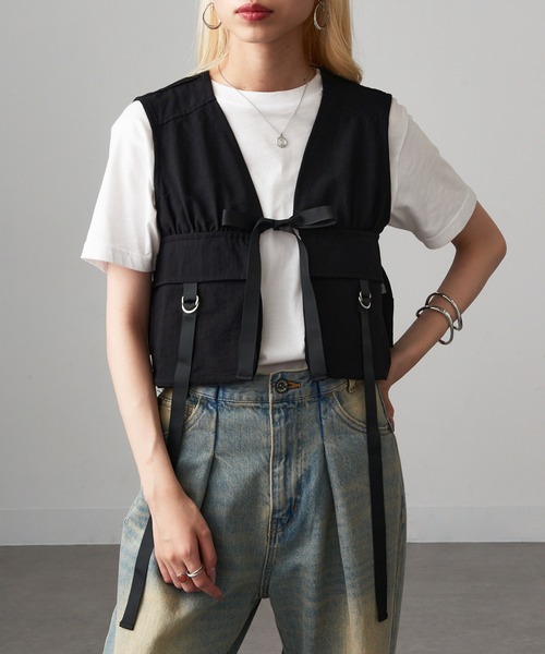 MAGASIN DE MODE Onjna(マガジンデモードオンジェナ )の「【MAGASIN DE MODE Onjna】タクティカルショートベスト trc(ベスト・レディース・グレー/カーキ/ブラック・FREE)」の1枚目の写真