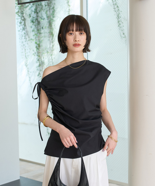 Rouge vif Anna(ルージュヴィフアンナ)の「ギャザーアシンメトリーブラウス(シャツ/ブラウス・レディース・ブラック/ホワイト・フリー)」の7枚目の写真