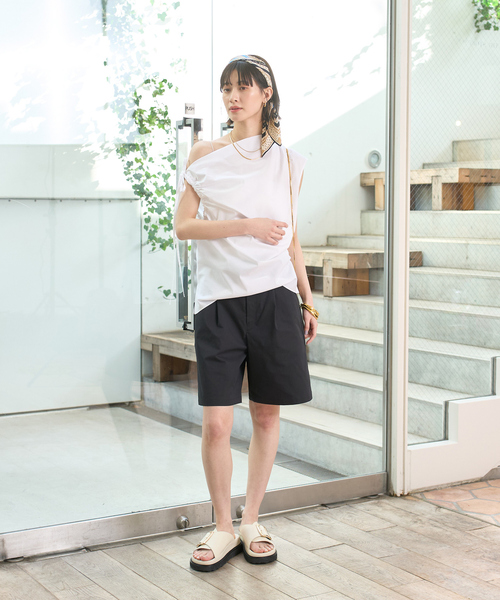 Rouge vif Anna(ルージュヴィフアンナ)の「ギャザーアシンメトリーブラウス(シャツ/ブラウス・レディース・ブラック/ホワイト・フリー)」の17枚目の写真