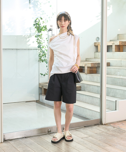 Rouge vif Anna(ルージュヴィフアンナ)の「ギャザーアシンメトリーブラウス(シャツ/ブラウス・レディース・ブラック/ホワイト・フリー)」の18枚目の写真