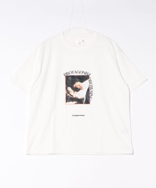 Chillfar（チルファー）の「デザインモチーフロゴTEE(M1)（Tシャツ/カットソー・レディース・ホワイト系2/ホワイト系1/キナリ/オートミール/ブルー/ピンク系2/ピンク系1/ネイビー系2/ネイビー系1/グレー系2/グレー系1/レッド系2/レッド系1・FREE）」の3枚目の写真