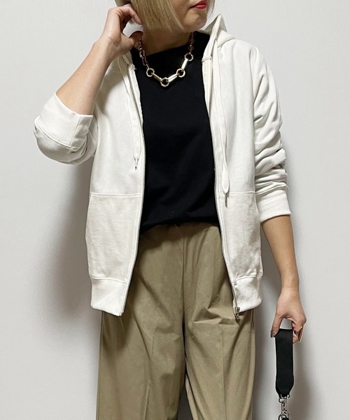 Fizz（フィズ）の「【Fizz/フィズ】　ジップアップフーディー（パーカー・レディース・アイボリー/ブラック/グレー/ネイビー・M/L）」の3枚目の写真