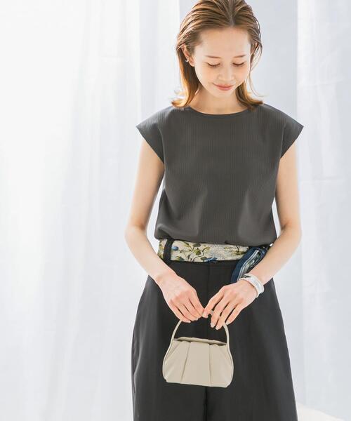 URBAN RESEARCH ROSSO WOMEN（アーバンリサーチ　ロッソ）の「汗染防止フレンチリブTシャツ（Tシャツ/カットソー・レディース・オフホワイト/チャコールグレー/ブルー系その他/ベージュ系その他・FREE）」の3枚目の写真