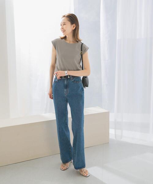 URBAN RESEARCH ROSSO WOMEN（アーバンリサーチ　ロッソ）の「汗染防止フレンチリブTシャツ（Tシャツ/カットソー・レディース・オフホワイト/チャコールグレー/ブルー系その他/ベージュ系その他・FREE）」の6枚目の写真