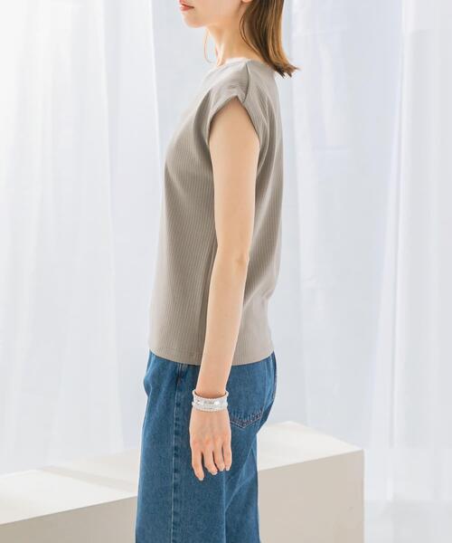 URBAN RESEARCH ROSSO WOMEN（アーバンリサーチ　ロッソ）の「汗染防止フレンチリブTシャツ（Tシャツ/カットソー・レディース・オフホワイト/チャコールグレー/ブルー系その他/ベージュ系その他・FREE）」の9枚目の写真
