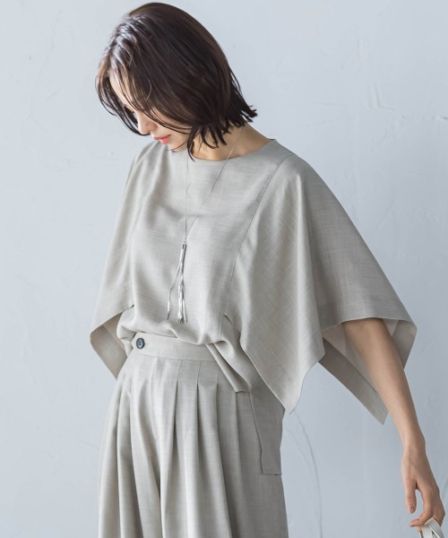 LAUTREAMONT(ロートレアモン)の「ハンカチーフスリーブブラウス≪セットアップ対応/洗濯機で洗える≫(シャツ/ブラウス・レディース・チャコールグレー/ベージュ/ピンク・9号)」の3枚目の写真