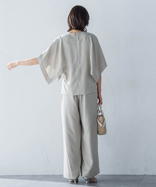 LAUTREAMONT(ロートレアモン)の「ハンカチーフスリーブブラウス≪セットアップ対応/洗濯機で洗える≫(シャツ/ブラウス・レディース・チャコールグレー/ベージュ/ピンク・9号)」の4枚目の写真