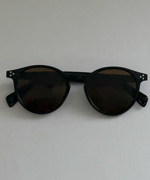 WEGO（ウィゴー）の「WEGO/ボストンフレームカラーレンズ（サングラス・レディース・その他1/ブラック/グレー・FREE）」の2枚目の写真