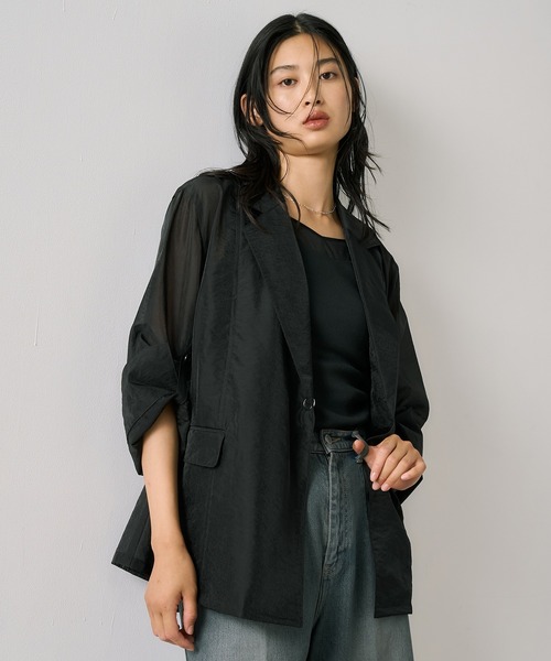 UNITED TOKYO(ユナイテッドトウキョウ)の「ラウンドパーツオーガンジージャケット|ウォッシャブル/防シワ/シアーシャツ/オフィスカジュアル/冷房対策/サマージャケット/春服(テーラードジャケット・レディース・ブラック/ベージュ・FREE)」の10枚目の写真