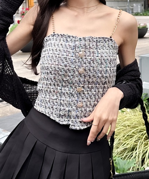 Mejoul（メジュール）の「チェーンショルダーツイードキャミソール（キャミソール・レディース・ベージュ/ピンク/ブラック/ブルー/ホワイト・F）」の3枚目の写真