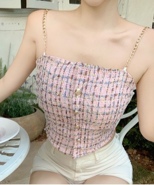 Mejoul（メジュール）の「チェーンショルダーツイードキャミソール（キャミソール・レディース・ベージュ/ピンク/ブラック/ブルー/ホワイト・F）」の8枚目の写真