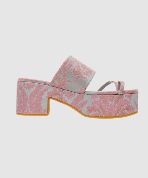 Dries Van Noten/アシンメトリー スリングバック サンダル Asymmetric patent leather sandals in red - Dries Van Noten