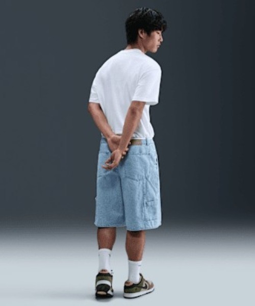 新品・未使用【ナイキ・エスビー】Tシャツ/総柄/日本代表/スケートボード 人気アイテム【ナイキ・エスビー】Tシャツ/総柄/日本代表