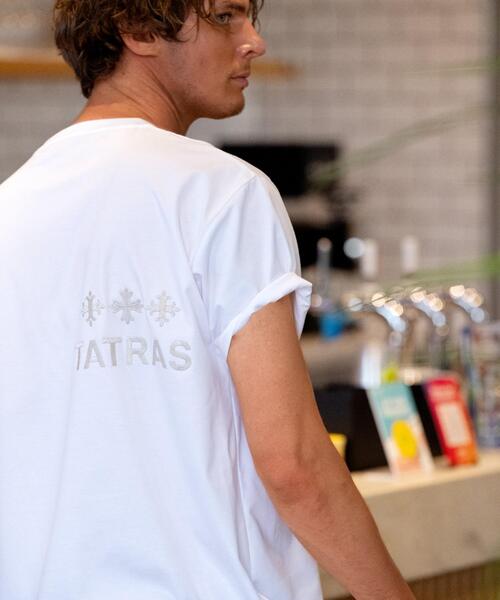 TATRAS ブラック ジップポケット付き Tシャツ TATRAS ブラック ジップ
