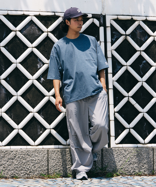 Russell Athletic（ラッセルアスレティック）の「吸水速乾 RUSSELL ATHLETIC 別注 Dri-Power(R) BIG Tシャツ（Tシャツ/カットソー・メンズ・チャコールグレー/ライトブルー/ブラック/ホワイト・SMALL/MEDIUM/LARGE）」の19枚目の写真