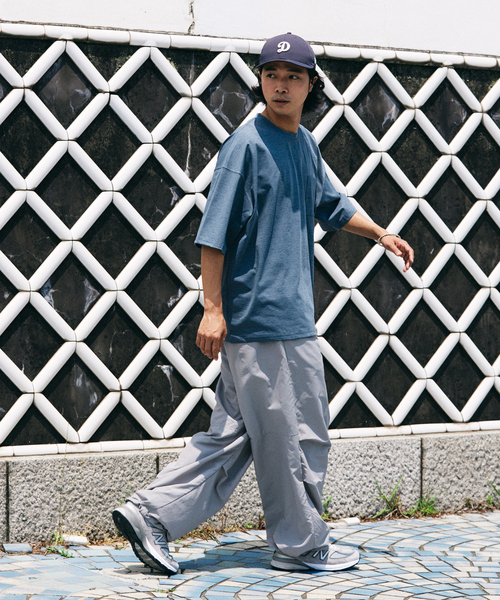 Russell Athletic（ラッセルアスレティック）の「吸水速乾 RUSSELL ATHLETIC 別注 Dri-Power(R) BIG Tシャツ（Tシャツ/カットソー・メンズ・チャコールグレー/ライトブルー/ブラック/ホワイト・SMALL/MEDIUM/LARGE）」の21枚目の写真