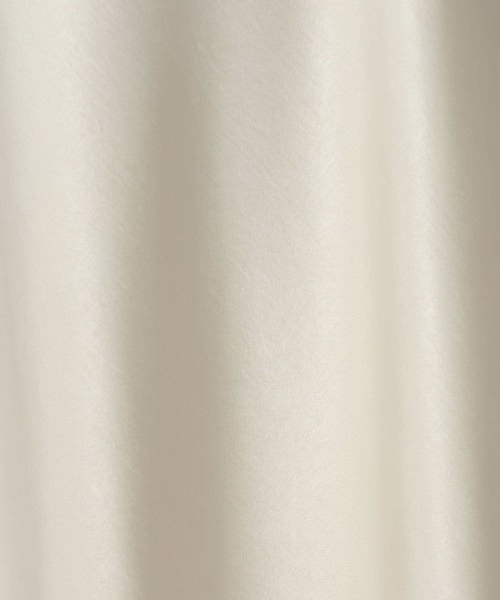 A part by(アパートバイ)の「【インフルエンサーyuiさんコラボ】YUサテンナロースカート(スカート・レディース・アイボリー/ライトブラウン・FREE/TALL)」の11枚目の写真