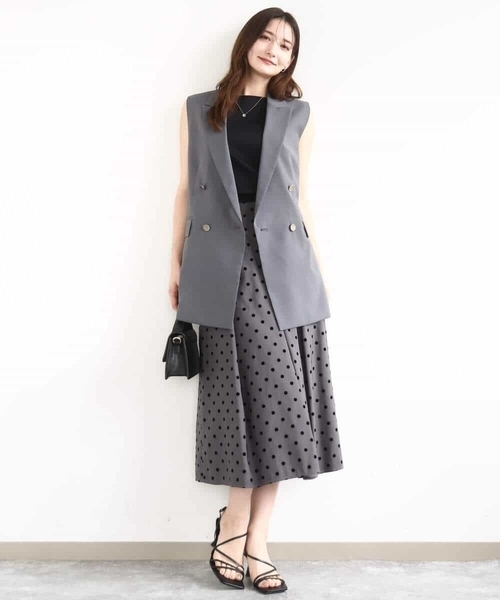 MK MICHEL KLEIN（エムケーミッシェルクラン）の「シルケットフライス ノースリーブカットソー/接触冷感/洗える（Tシャツ/カットソー・レディース・ホワイト/ブラック・38）」の6枚目の写真