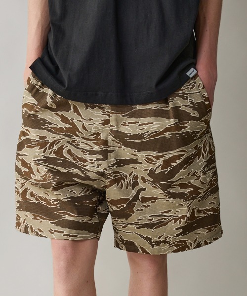 rehacer(レアセル)の「rehacer : Tiger Joint Camo Shorts / タイガージョイント カモ ショーツ(その他パンツ・メンズ・ベージュ/ブラック・MEDIUM/SMALL/LARGE)」の4枚目の写真